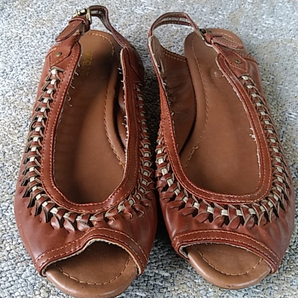 Madelina sandals